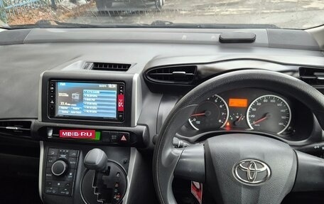 Toyota Wish II, 2012 год, 1 150 000 рублей, 1 фотография