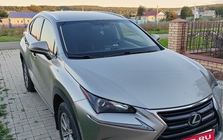 Lexus NX I, 2015 год, 2 300 000 рублей, 2 фотография