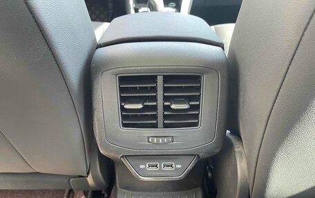 Volkswagen T-Roc I, 2021 год, 1 550 000 рублей, 16 фотография