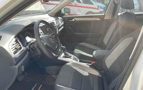 Volkswagen T-Roc I, 2021 год, 1 550 000 рублей, 10 фотография