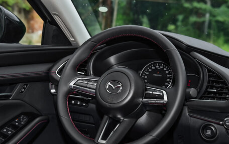 Mazda 3, 2025 год, 2 400 000 рублей, 9 фотография