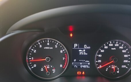 KIA Rio IV, 2018 год, 1 300 000 рублей, 12 фотография