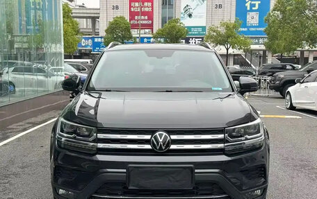 Volkswagen Tharu, 2022 год, 1 673 000 рублей, 2 фотография