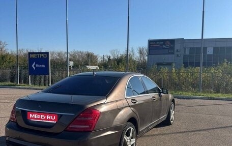 Mercedes-Benz S-Класс, 2010 год, 997 000 рублей, 4 фотография