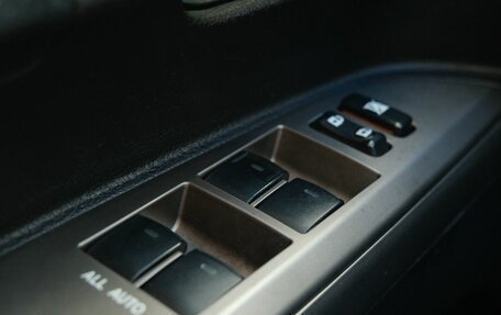 Toyota Land Cruiser 200, 2011 год, 3 340 000 рублей, 14 фотография