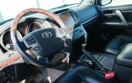 Toyota Land Cruiser 200, 2011 год, 3 340 000 рублей, 10 фотография