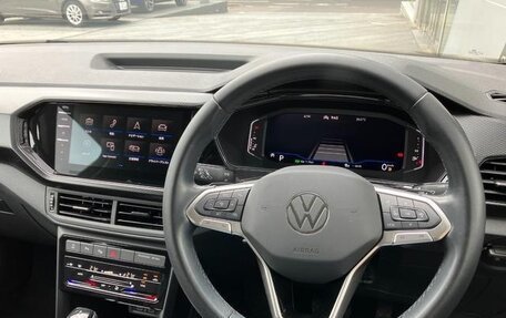 Volkswagen T-Cross I, 2022 год, 1 280 000 рублей, 10 фотография