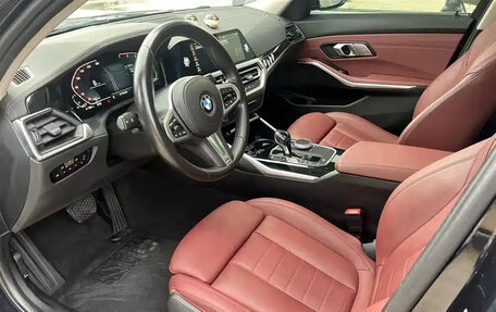 BMW 3 серия, 2021 год, 2 695 000 рублей, 9 фотография