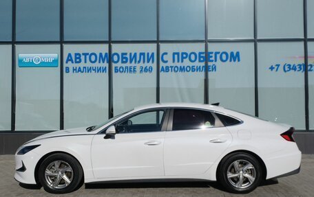 Hyundai Sonata VIII, 2019 год, 1 735 000 рублей, 2 фотография
