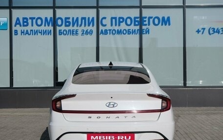 Hyundai Sonata VIII, 2019 год, 1 735 000 рублей, 4 фотография