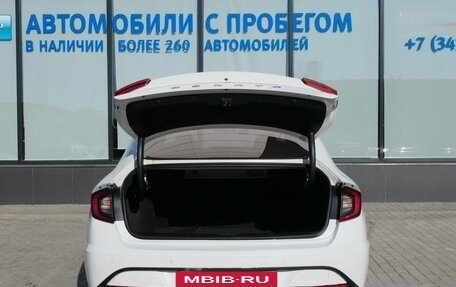 Hyundai Sonata VIII, 2019 год, 1 735 000 рублей, 20 фотография