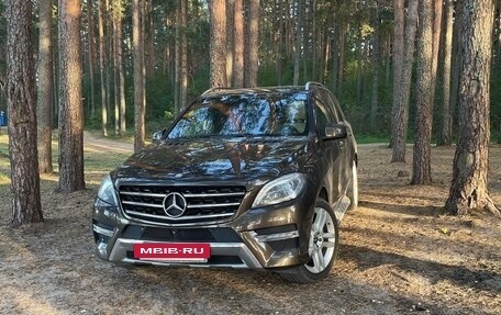 Mercedes-Benz M-Класс, 2013 год, 2 550 000 рублей, 3 фотография