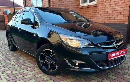 Opel Astra J, 2013 год, 750 000 рублей, 1 фотография