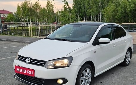 Volkswagen Polo VI (EU Market), 2012 год, 713 000 рублей, 1 фотография
