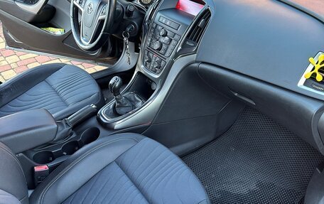 Opel Astra J, 2013 год, 750 000 рублей, 9 фотография