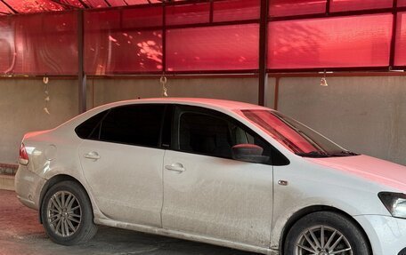 Volkswagen Polo VI (EU Market), 2014 год, 460 000 рублей, 2 фотография