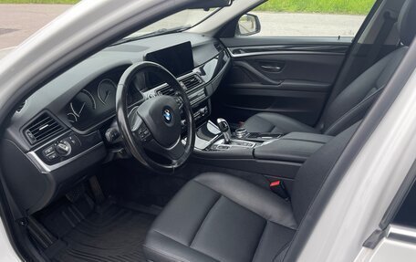 BMW 5 серия, 2016 год, 1 900 000 рублей, 15 фотография