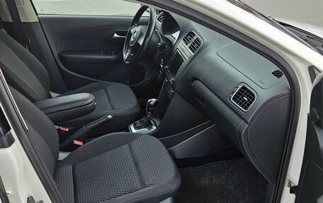 Volkswagen Polo VI (EU Market), 2012 год, 713 000 рублей, 6 фотография