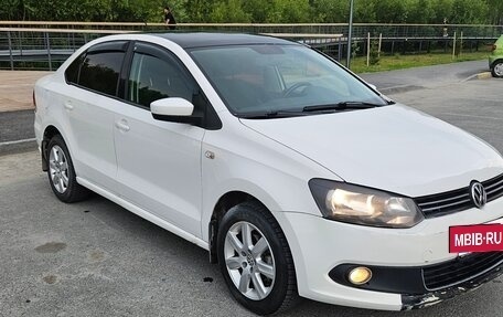 Volkswagen Polo VI (EU Market), 2012 год, 713 000 рублей, 2 фотография