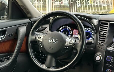 Infiniti FX II, 2012 год, 2 169 000 рублей, 17 фотография