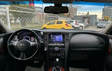 Infiniti FX II, 2012 год, 2 169 000 рублей, 18 фотография