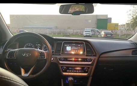 Hyundai Sonata VII, 2019 год, 2 200 000 рублей, 11 фотография