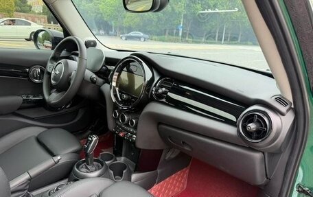 MINI Hatch, 2022 год, 2 550 000 рублей, 7 фотография