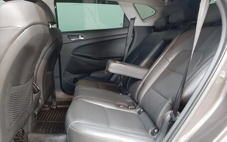 Hyundai Tucson III, 2018 год, 1 880 000 рублей, 13 фотография