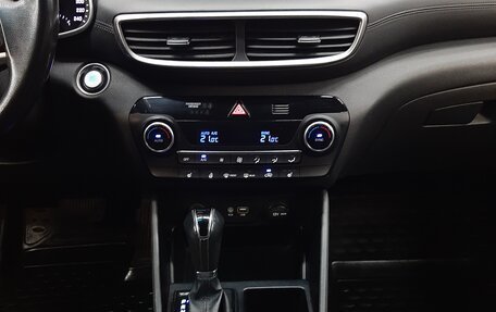 Hyundai Tucson III, 2018 год, 1 880 000 рублей, 20 фотография