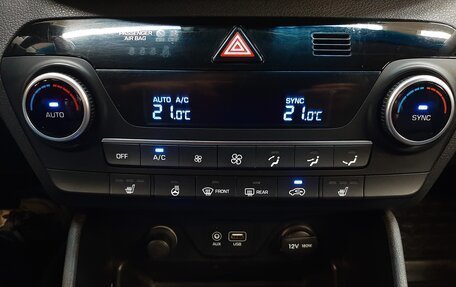 Hyundai Tucson III, 2018 год, 1 880 000 рублей, 22 фотография