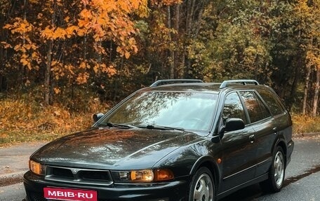 Mitsubishi Galant VIII, 1997 год, 400 000 рублей, 1 фотография