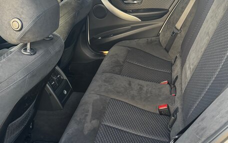 BMW 3 серия, 2017 год, 2 625 000 рублей, 12 фотография