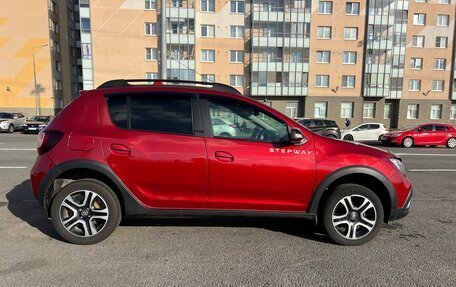 Renault Sandero II рестайлинг, 2019 год, 1 200 000 рублей, 3 фотография