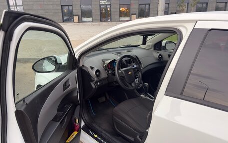Chevrolet Aveo III, 2014 год, 650 000 рублей, 9 фотография