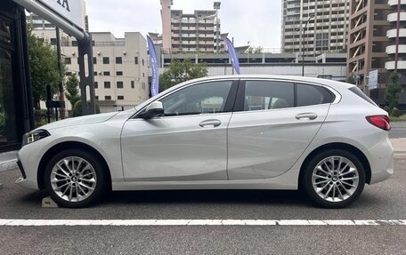BMW 1 серия, 2021 год, 1 290 000 рублей, 8 фотография