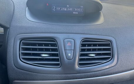 Renault Fluence I, 2013 год, 570 000 рублей, 10 фотография