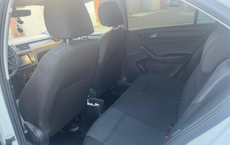 Skoda Rapid I, 2019 год, 1 200 000 рублей, 8 фотография