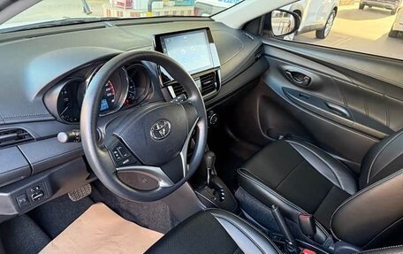 Toyota Vios III, 2021 год, 1 215 000 рублей, 12 фотография