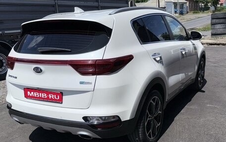 KIA Sportage IV рестайлинг, 2019 год, 2 400 000 рублей, 1 фотография