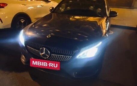 Mercedes-Benz C-Класс, 2018 год, 2 250 000 рублей, 15 фотография