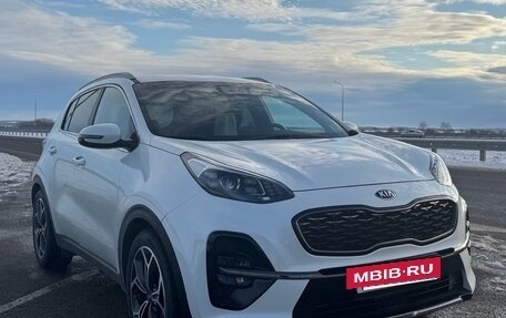 KIA Sportage IV рестайлинг, 2019 год, 2 400 000 рублей, 3 фотография
