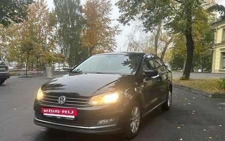 Volkswagen Polo VI (EU Market), 2017 год, 1 100 000 рублей, 2 фотография