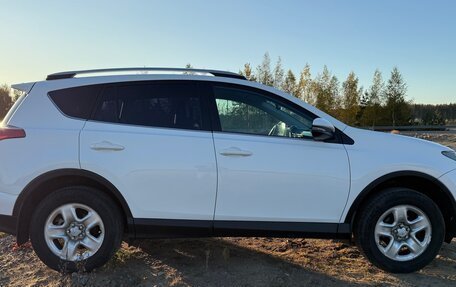 Toyota RAV4, 2018 год, 2 400 000 рублей, 5 фотография