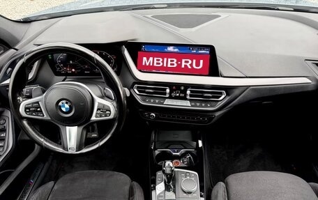 BMW 1 серия, 2021 год, 3 334 765 рублей, 10 фотография