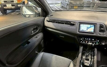 Honda Vezel, 2016 год, 1 374 000 рублей, 22 фотография