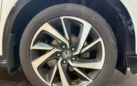 Honda Vezel, 2016 год, 1 374 000 рублей, 32 фотография