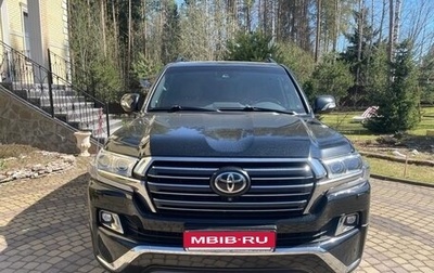 Toyota Land Cruiser 200, 2017 год, 5 390 000 рублей, 1 фотография