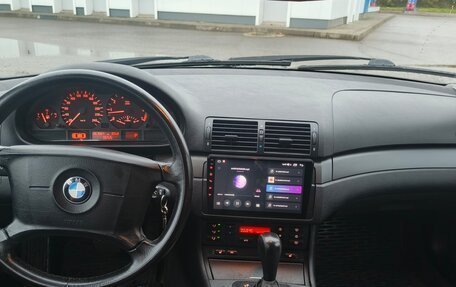 BMW 3 серия, 2003 год, 650 000 рублей, 11 фотография