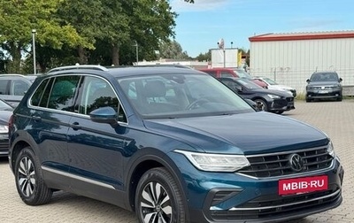 Volkswagen Tiguan II, 2024 год, 4 163 000 рублей, 1 фотография