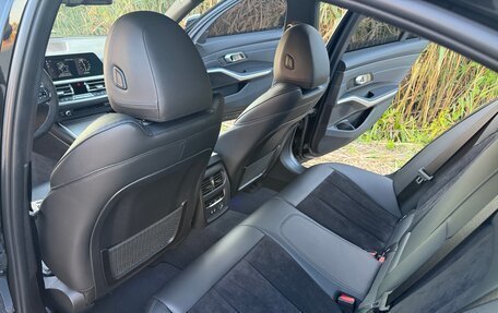 BMW 3 серия, 2019 год, 3 700 000 рублей, 21 фотография